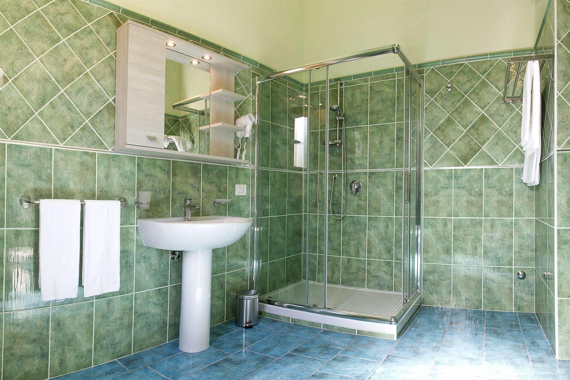 Albergo Stazione Sapri Kültér fotó